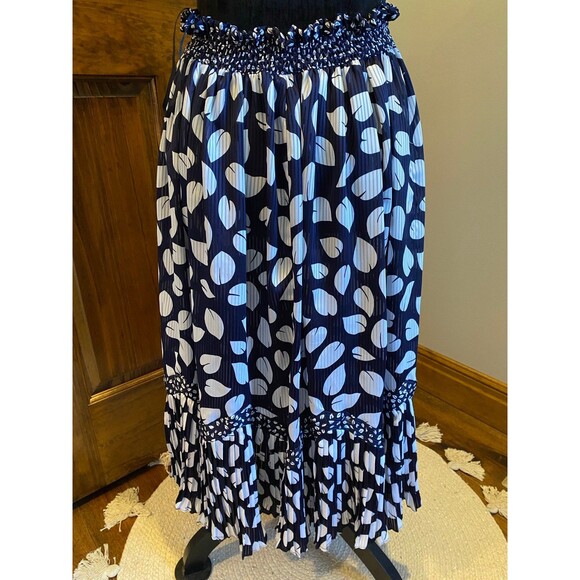 Appel  Skirt Size ? Large Semi Sheer Navy White Pattern Flowy  Elastic Waist - Picture 6 of 10